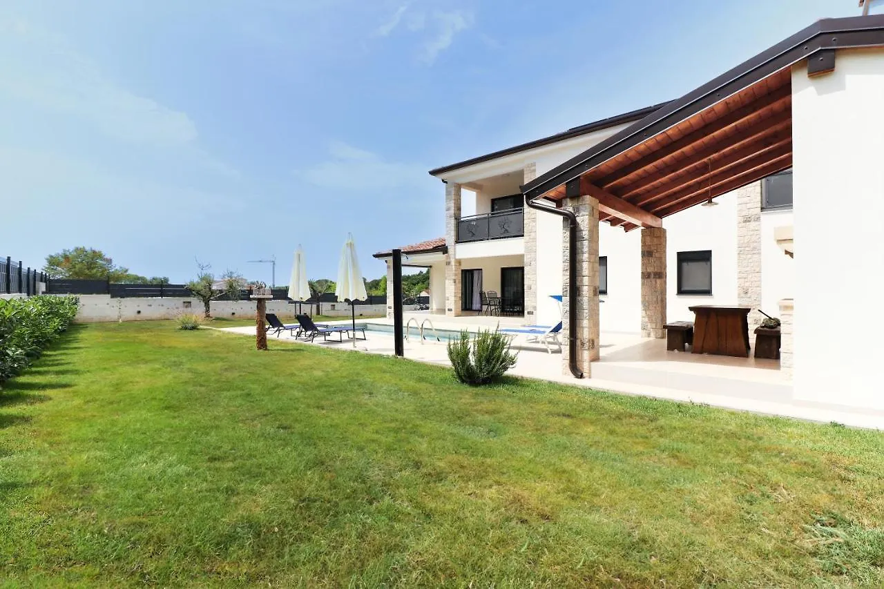 Dream Apartments With Pool - Poreč