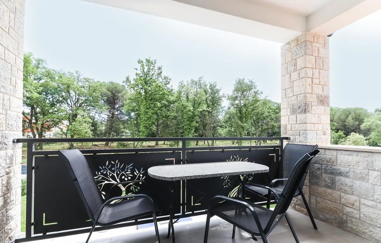 Dream Apartments With Pool - Poreč Kroatien