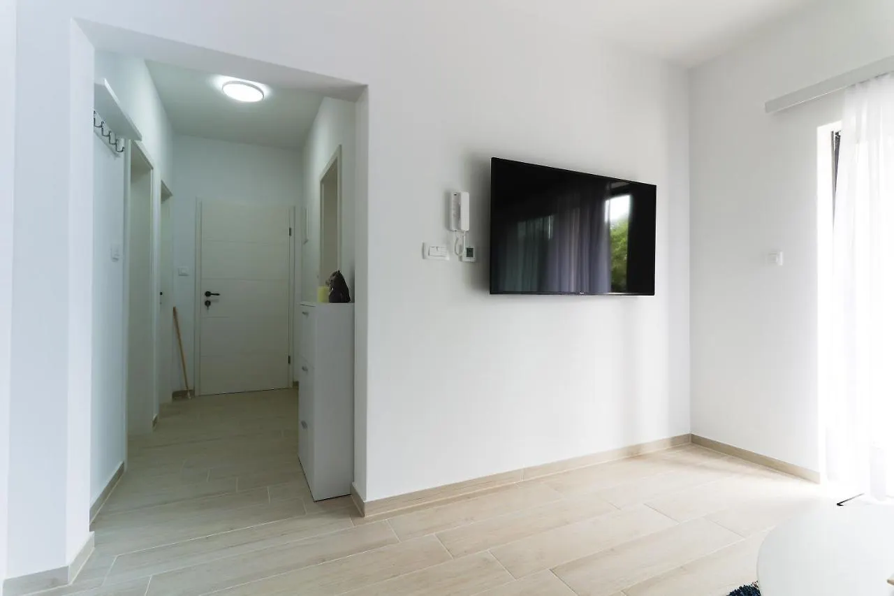 Dream Apartments With Pool - Poreč