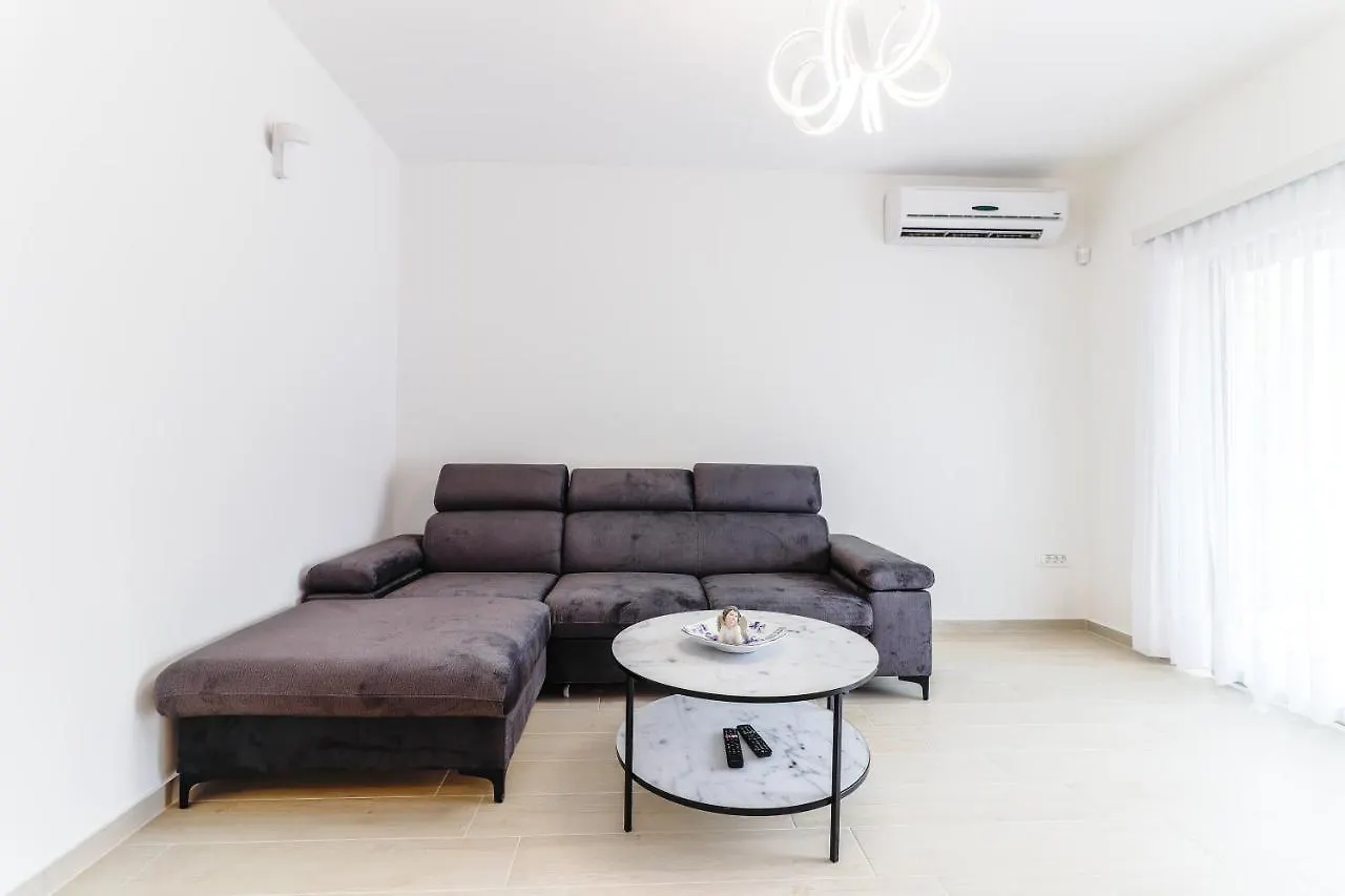Dream Apartments With Pool - Poreč