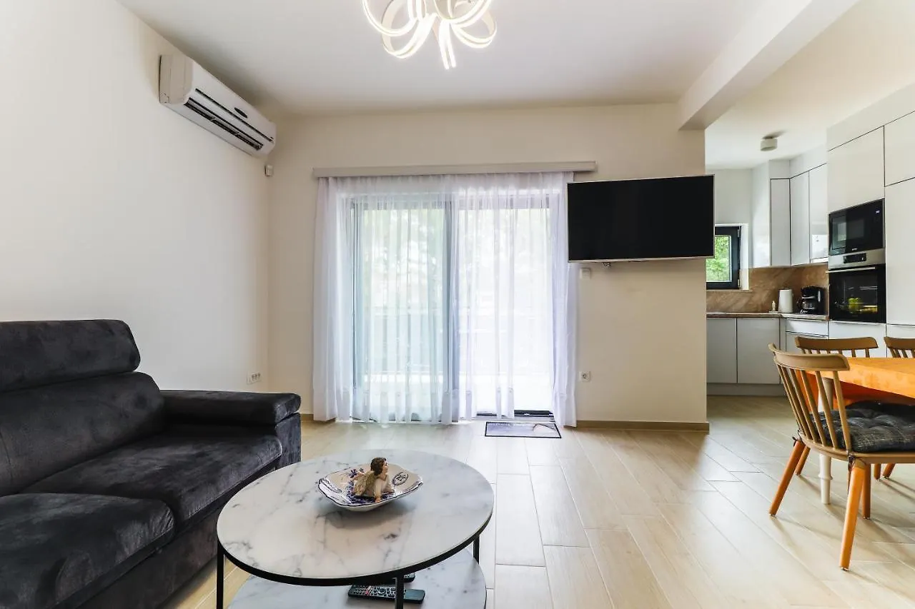 Dream Apartments With Pool - Poreč